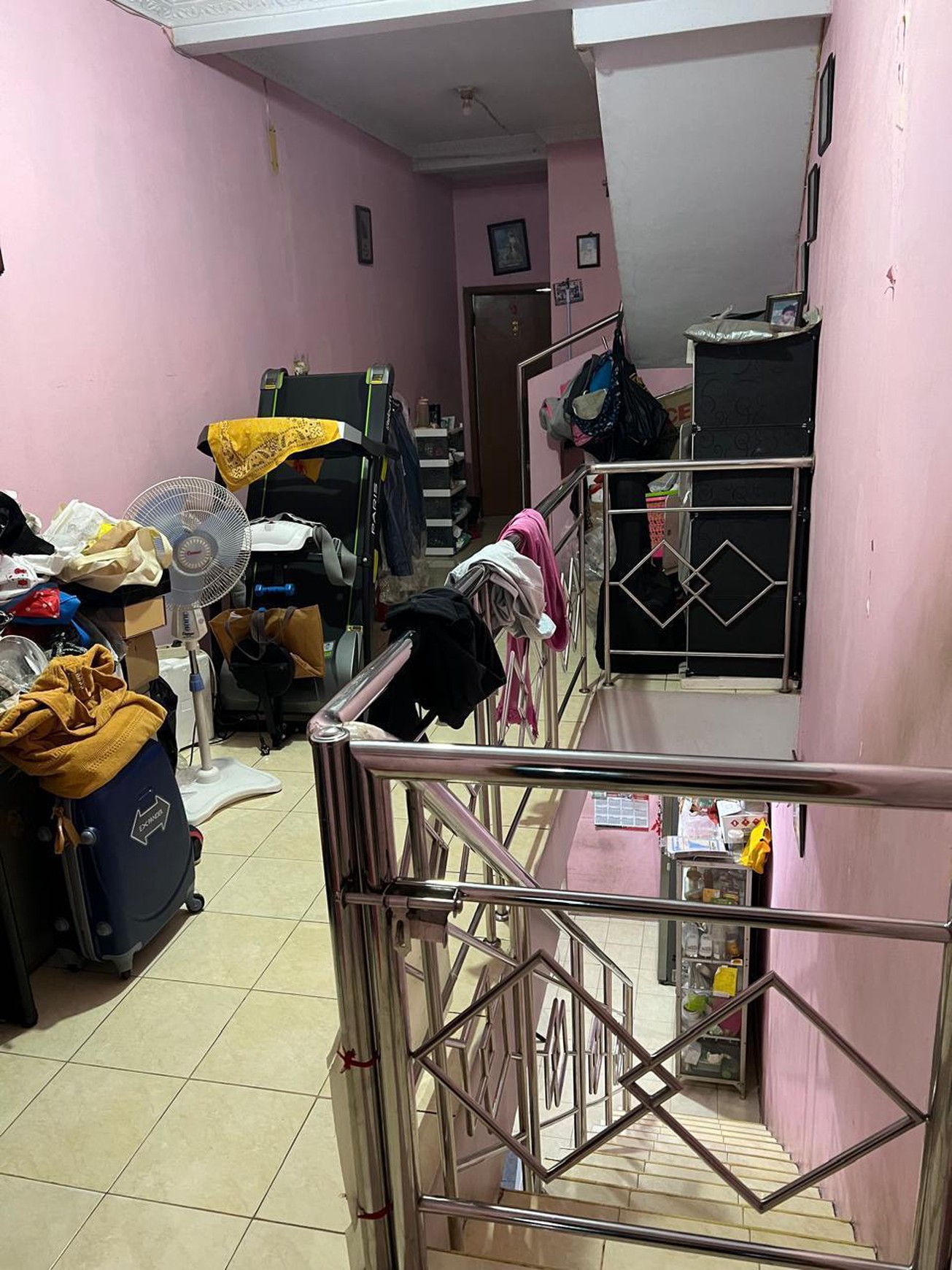 Rumah 3 Lantai di Tambora Jakarta Barat