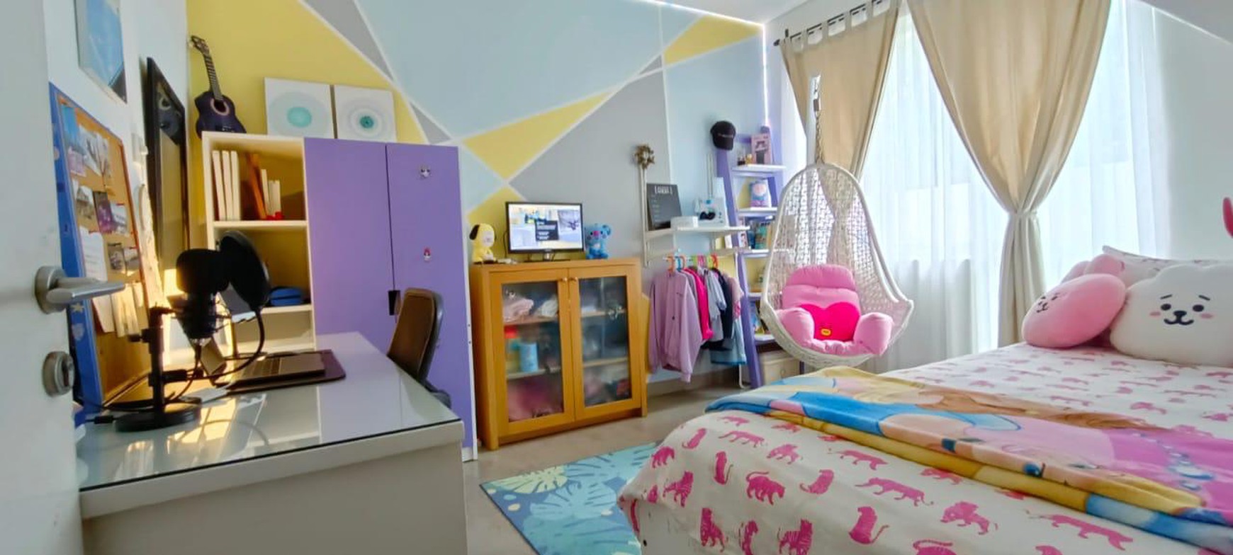 Rumah Di Pondok Ranji Semi Furnished 2½ Lantai KT 4 KM 3 sudah SHM