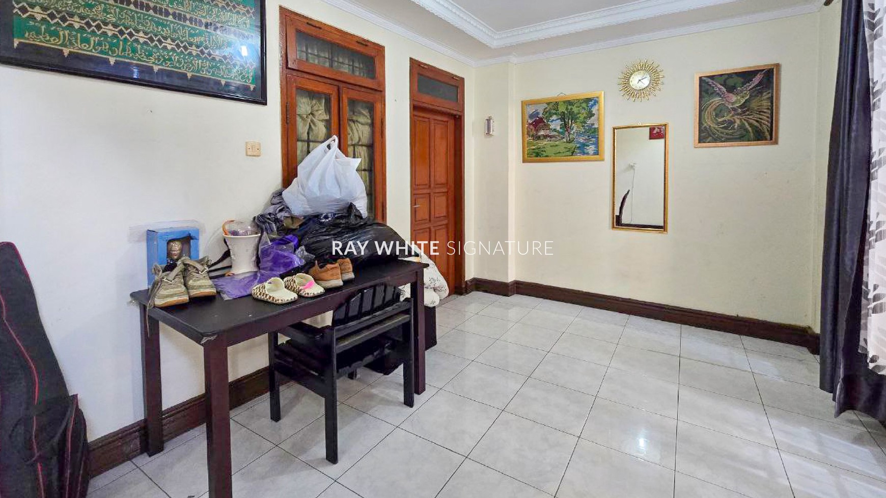 Dijual Rumah 2 Lantai Layak Huni di Tebet