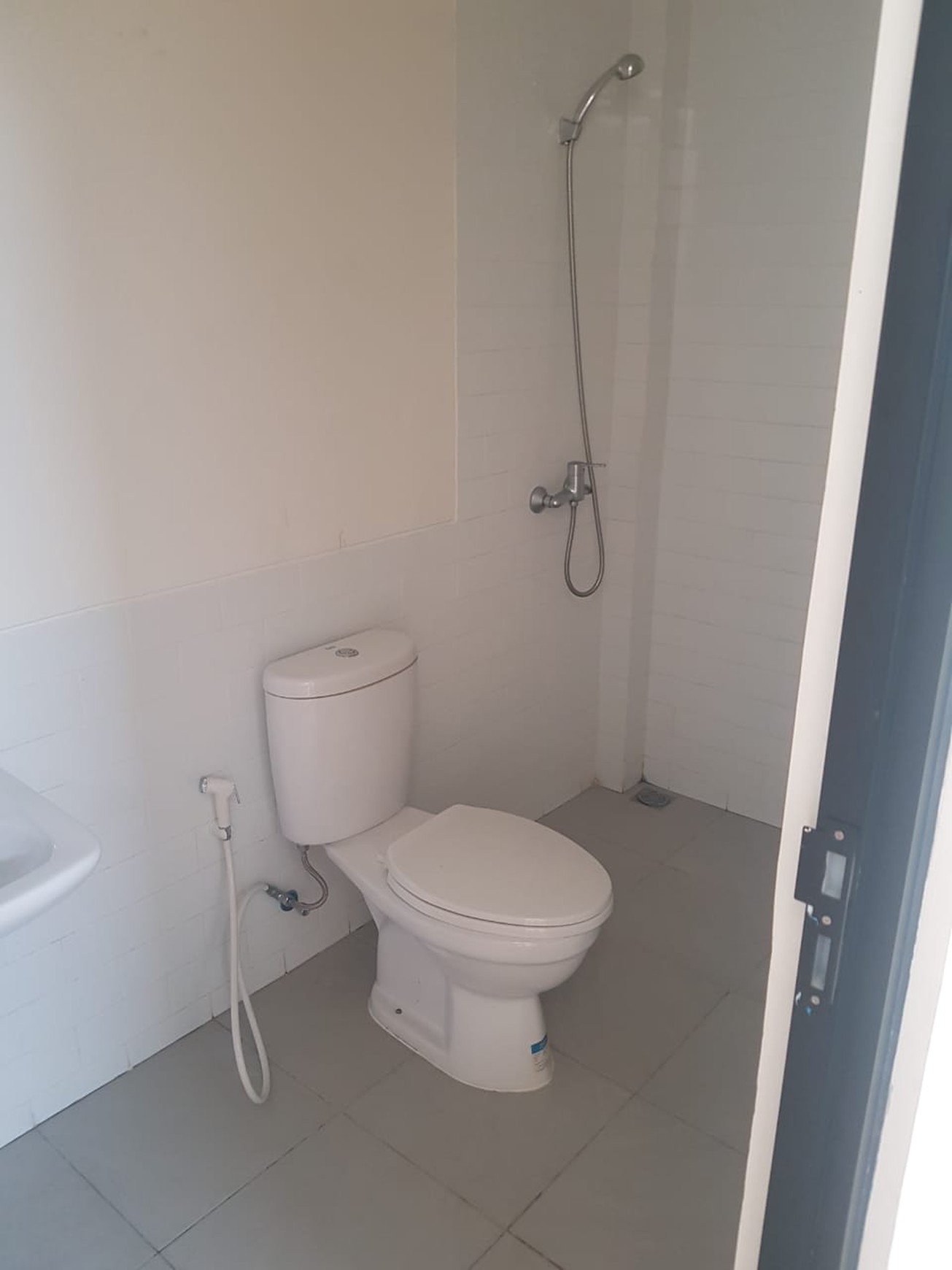 Dijual rumah minimalist modern di Cendana Parc - Lippo Karawaci Tangerang