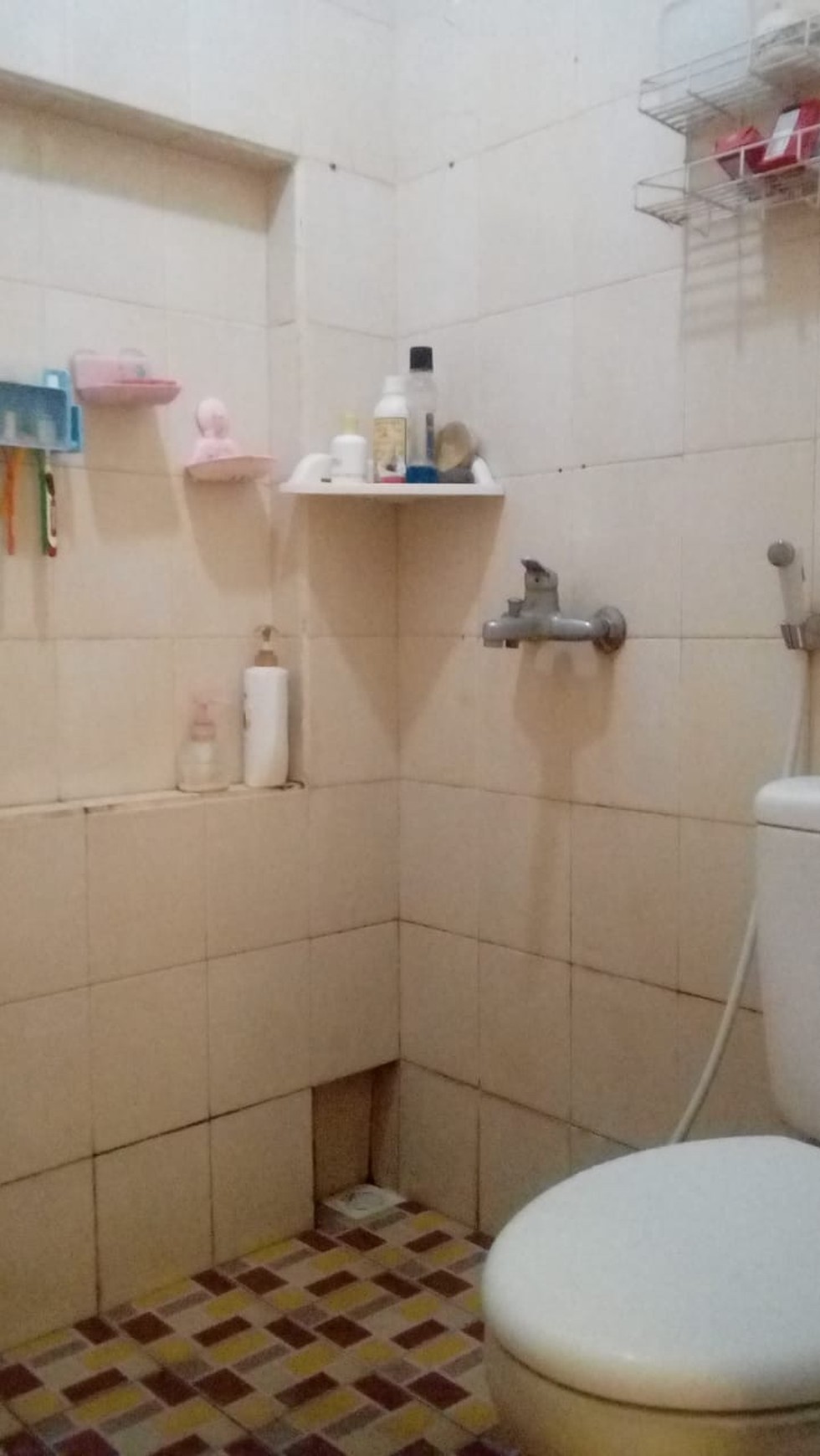 Dijual Rumah 2,5 Lantai Siap Huni di Graha Asri Sukodono - LT 90 m&#xb2; / LB 190 m&#xb2;