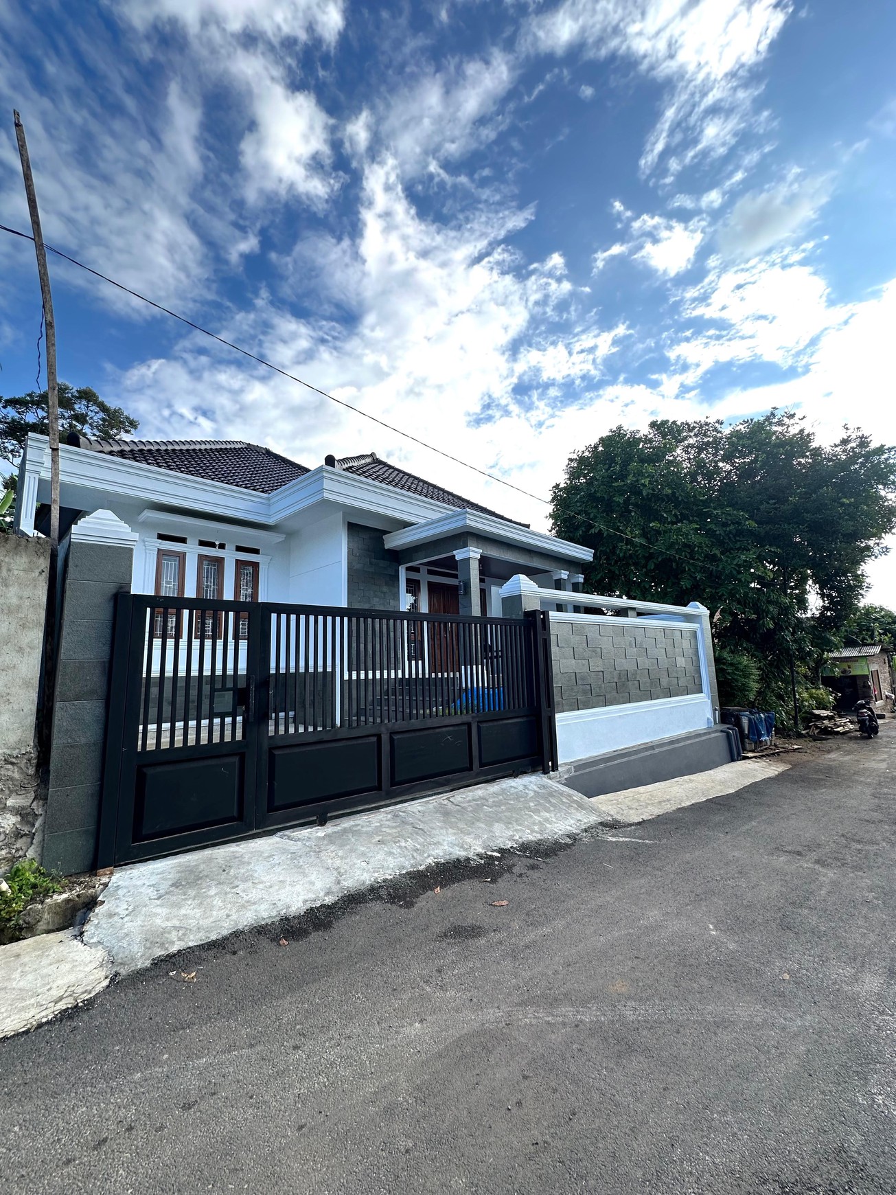 di jual rumah di langkapura bagus