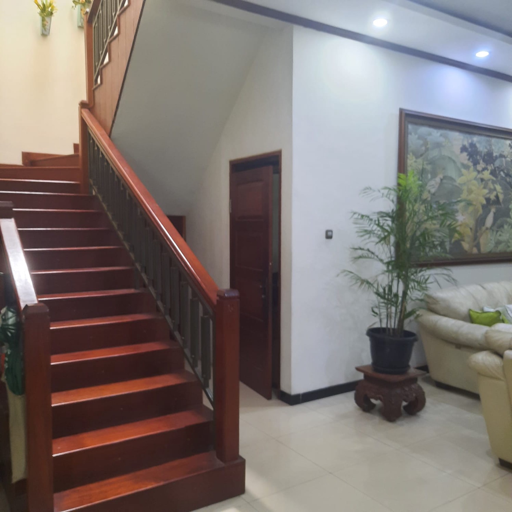 Turun Harga Lagi. Rumah Dijual di Kucica Bintaro Jaya Sektor 9 Harga Rp. 3,9 M LT 221 LB 230