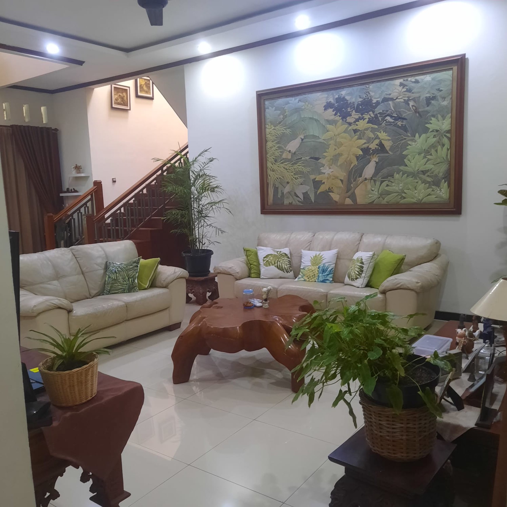 Turun Harga Lagi. Rumah Dijual di Kucica Bintaro Jaya Sektor 9 Harga Rp. 3,9 M LT 221 LB 230