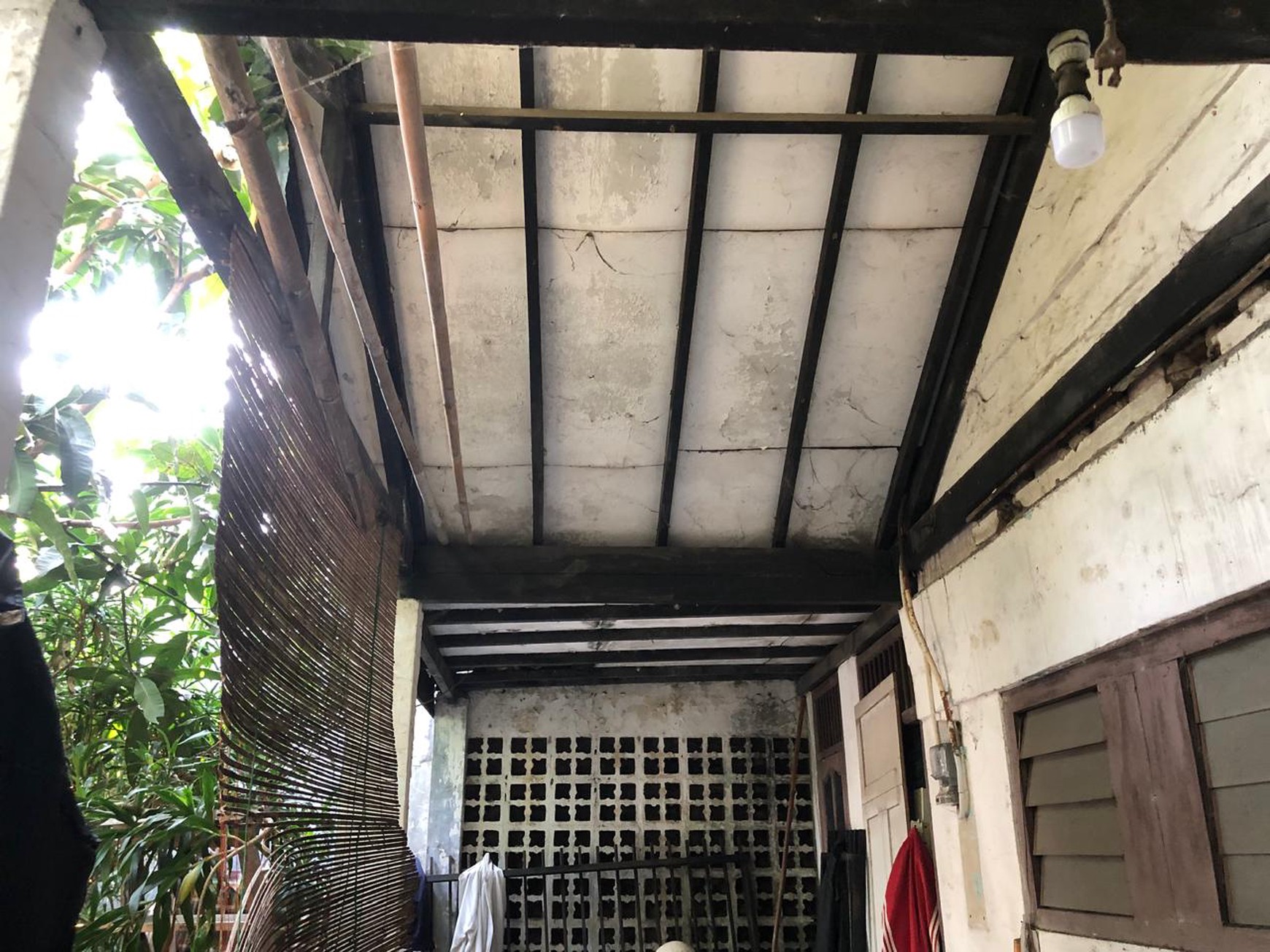 Di jual Rumah Lama  di Jl Gandaria Kramat Pela Kebayoran Baru Jakarta Selatan 
