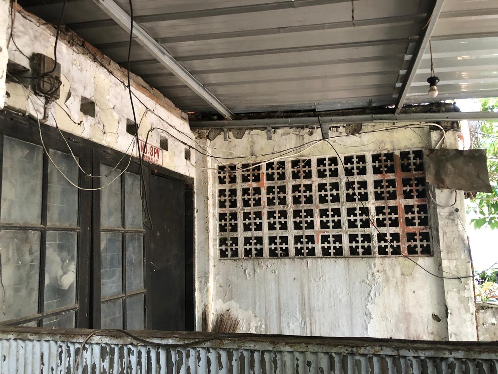 Di jual Rumah Lama  di Jl Gandaria Kramat Pela Kebayoran Baru Jakarta Selatan 