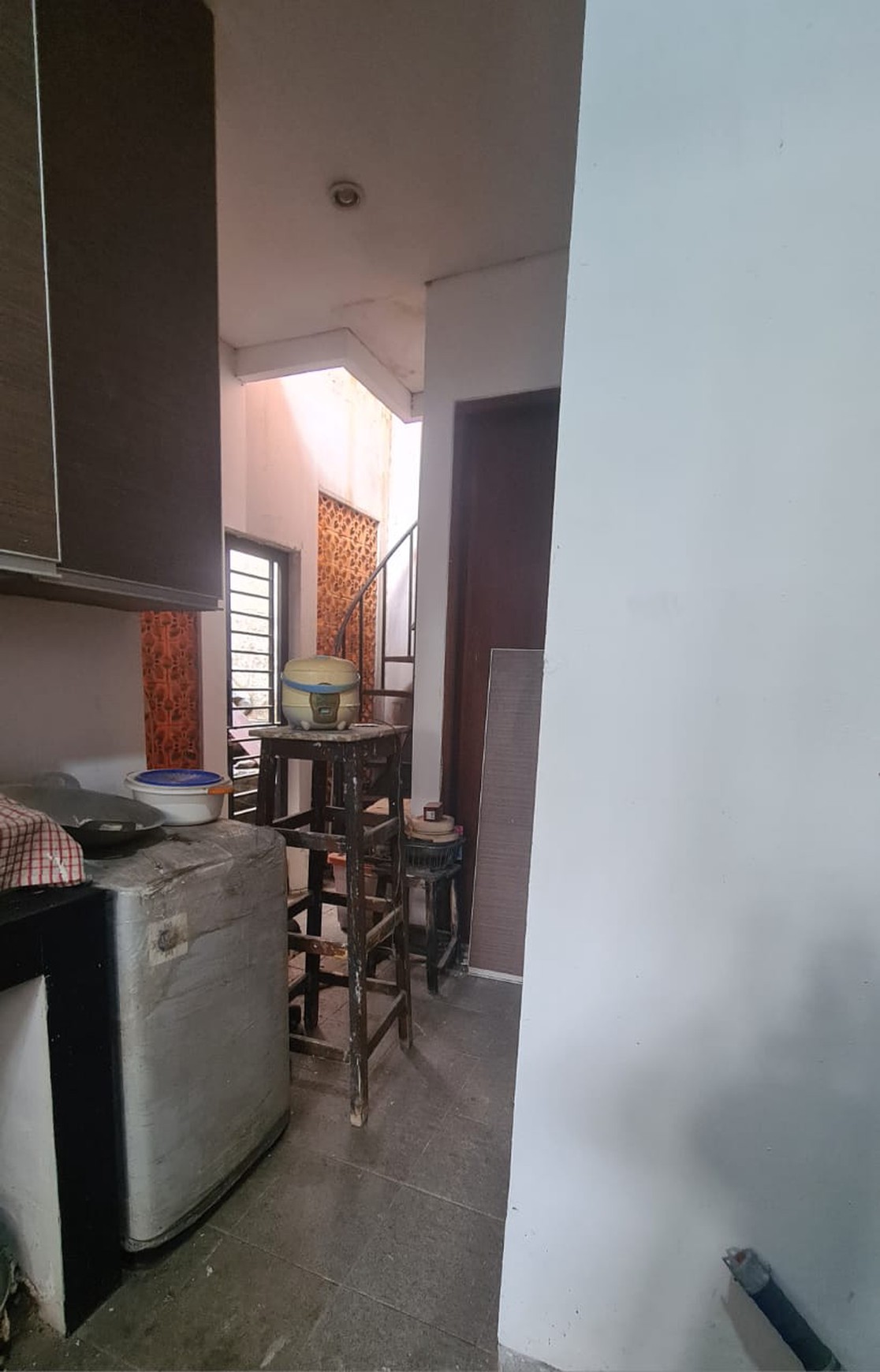 Rumah minimalis, bebas banjir dekat dengan Mall BXC