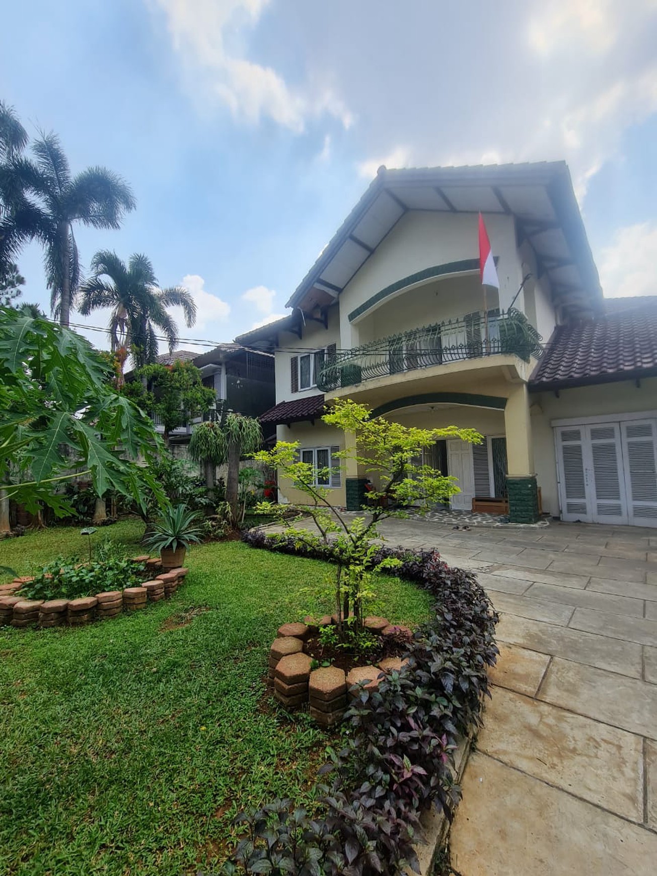Rumah Mewah LT 758 LB 350 2 Lantai sudah SHM @Cilandak