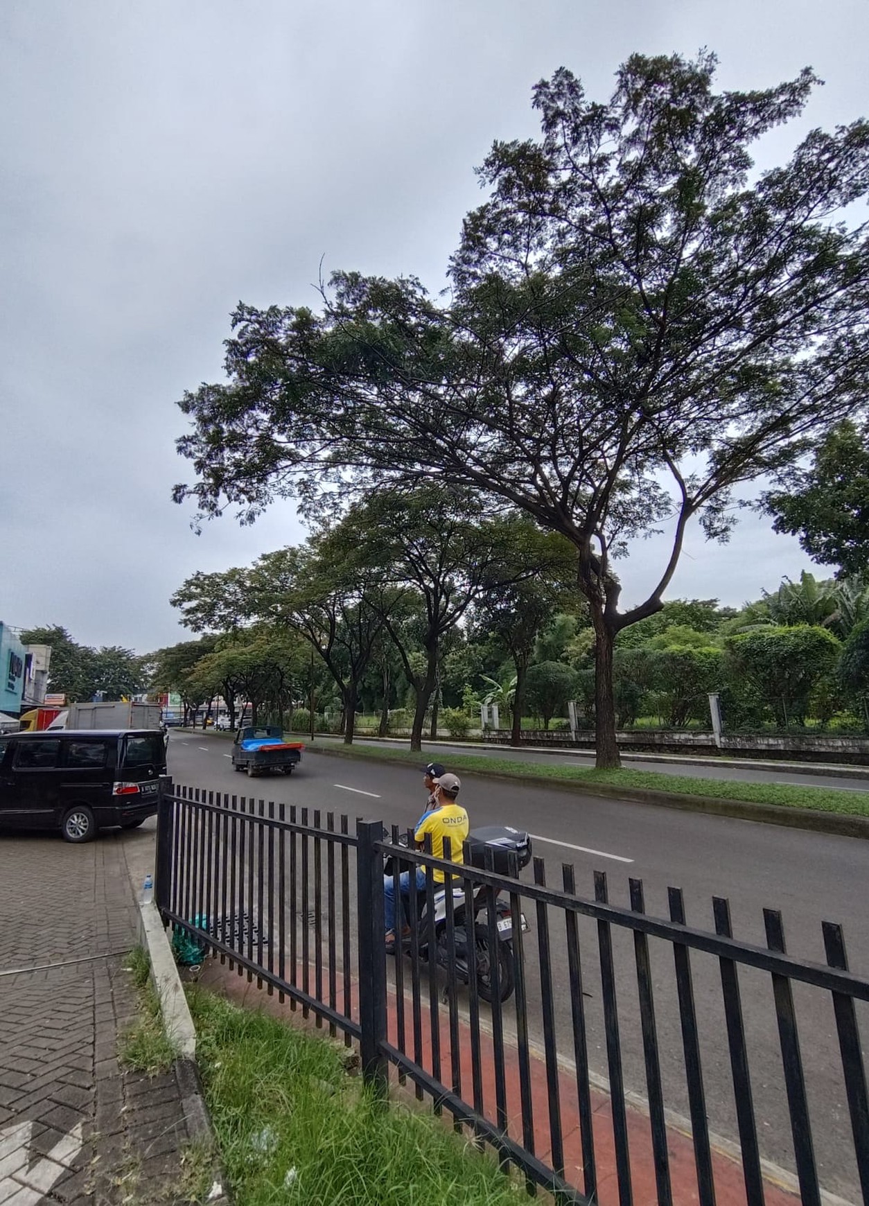 Ruko bagus, Cocok untuk Usaha di Graha Raya Bintaro