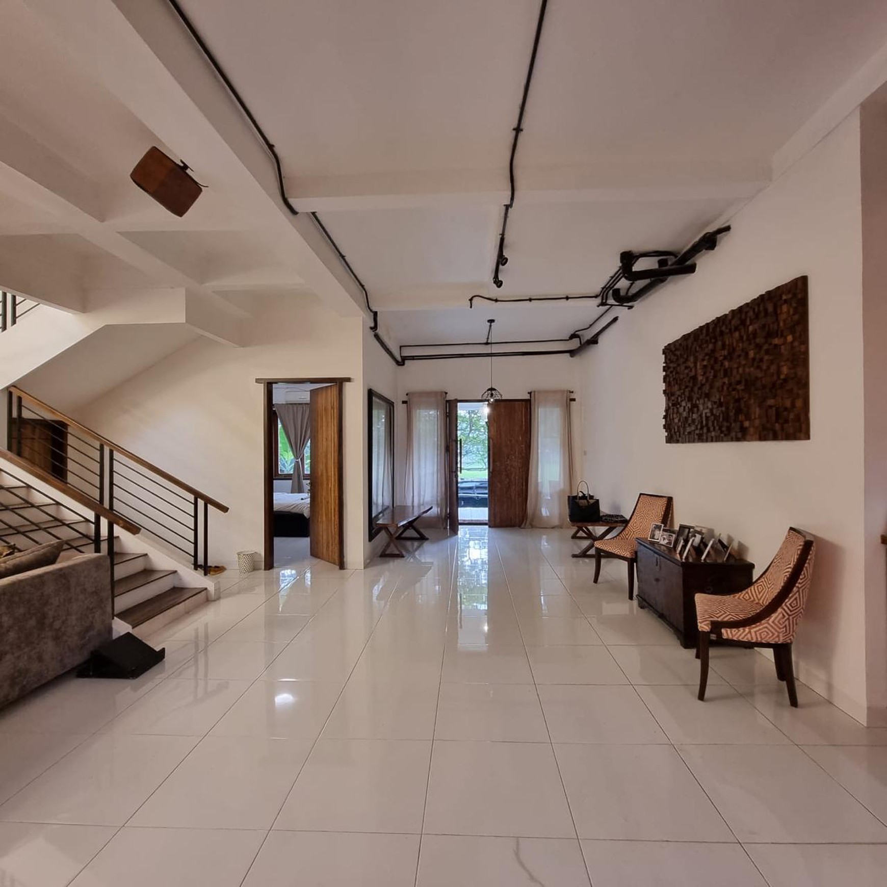 Rumah Minimalis di The Green BSD Dekat Tol dan Stasiun Kereta Api