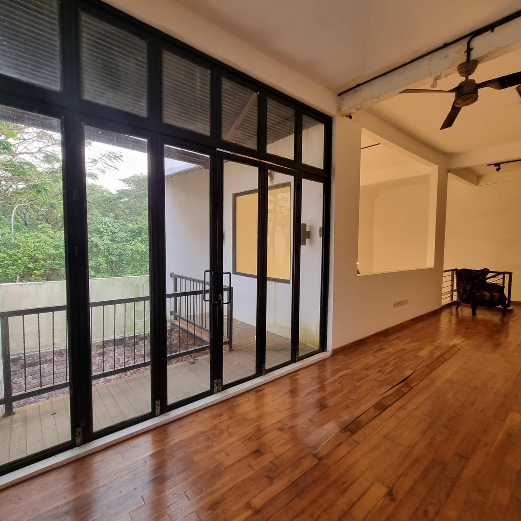 Rumah Minimalis di The Green BSD Dekat Tol dan Stasiun Kereta Api