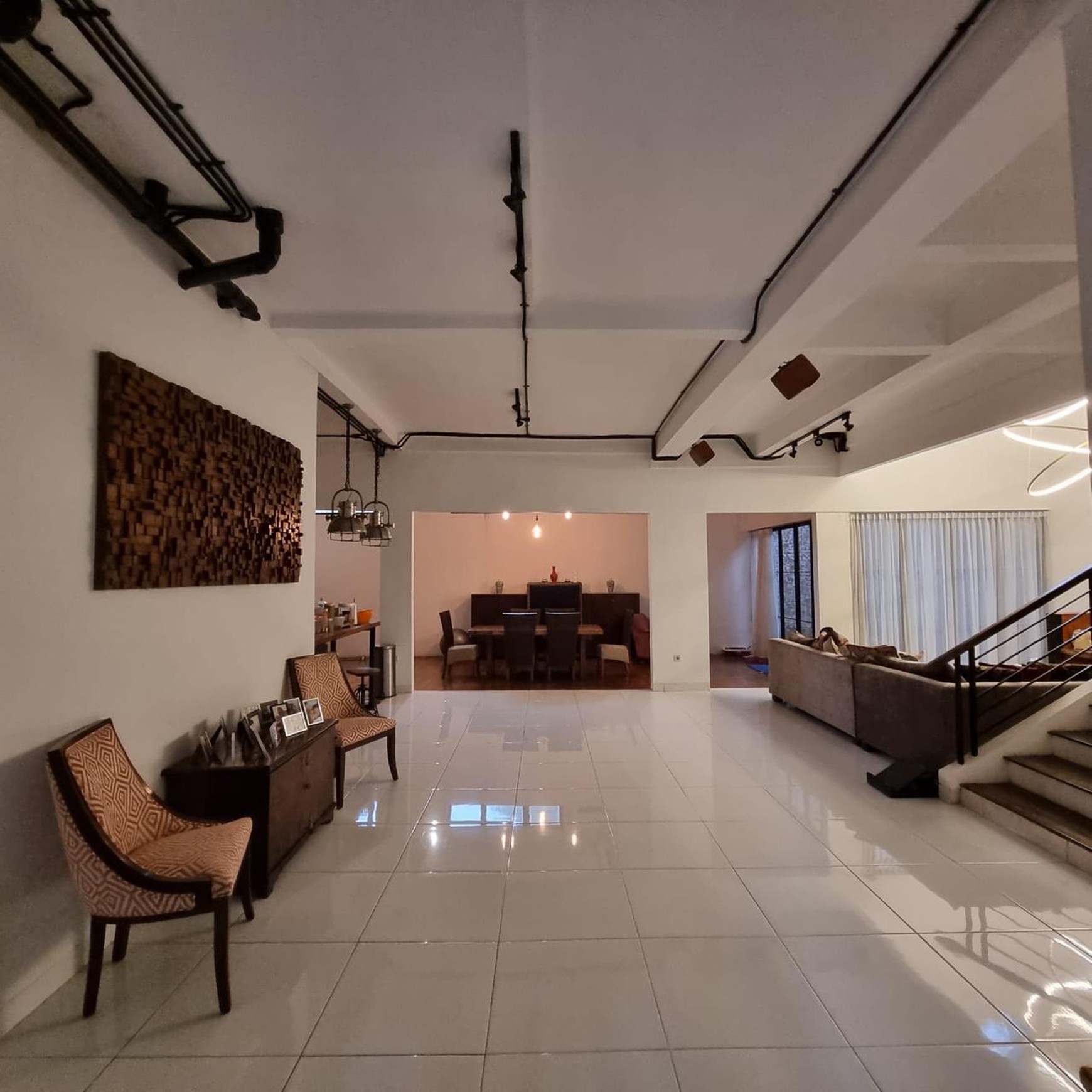 Rumah 3 Lantai Mewah Siap Huni dengan KT 4+2 KM 5+2 @BSD