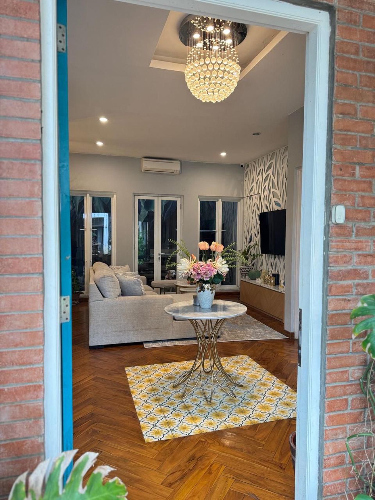 Rumah di Bintaro KT 3+1 KM 2+1 Semi Furnished @Bintaro Sektor 9 