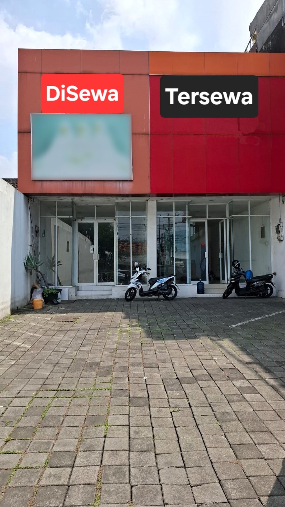 Ruko   2 lantai Pusat Bisnis  , dekat Alun alun Kota Cimahi