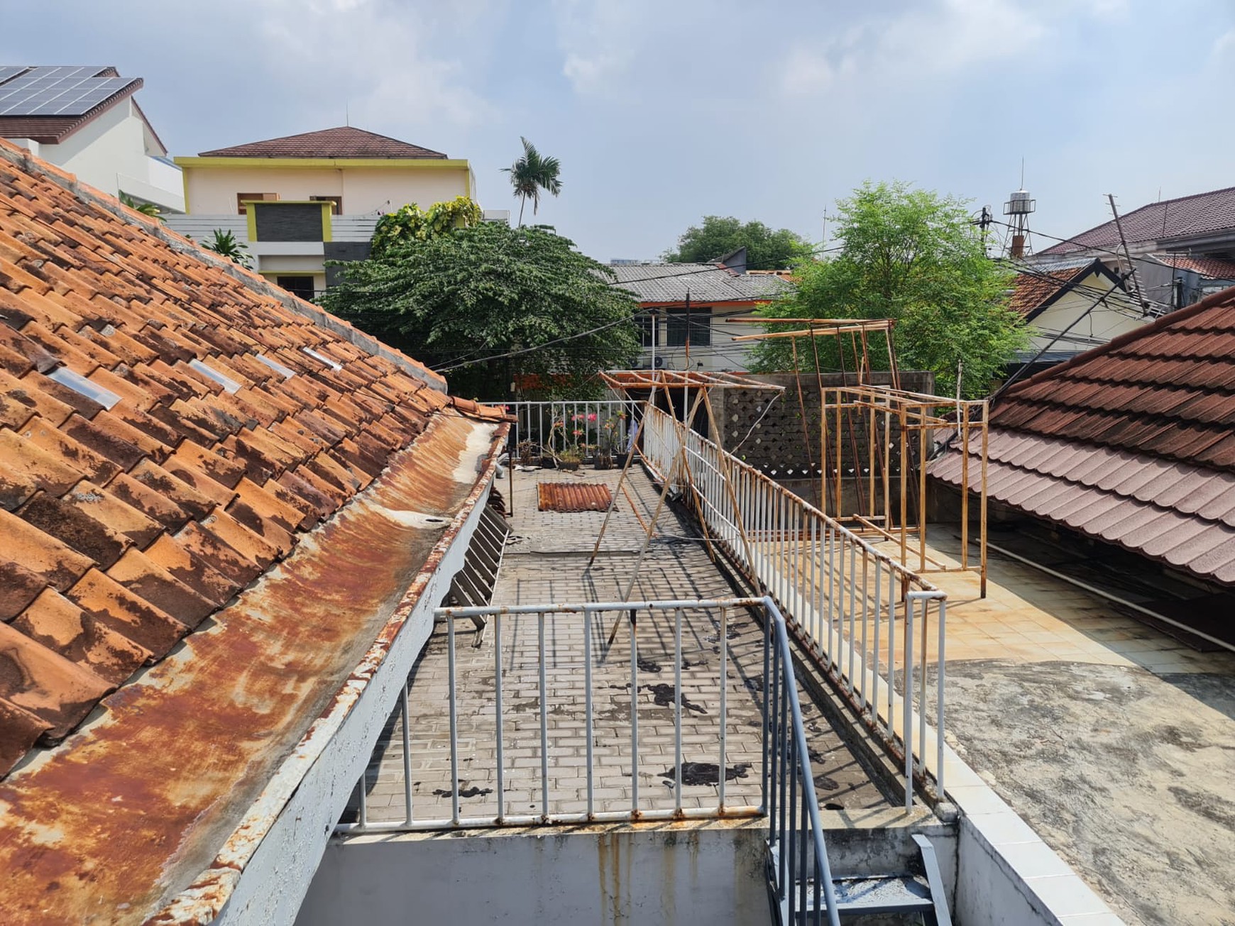 Dijual Rumah Tenang dan Nyaman di Senen, Jakarta Pusat