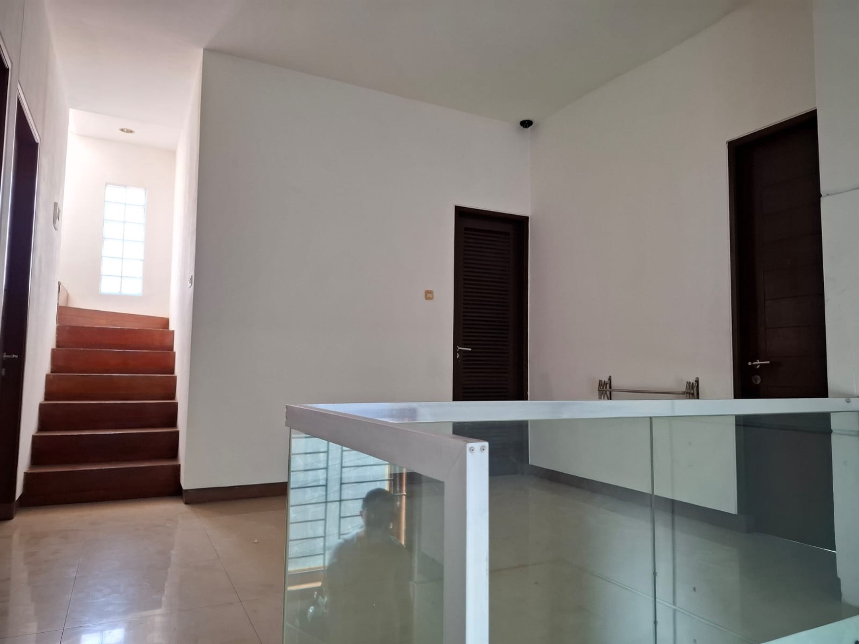 Rumah siap Huni 2.5 Lantai di Tebet Barat 