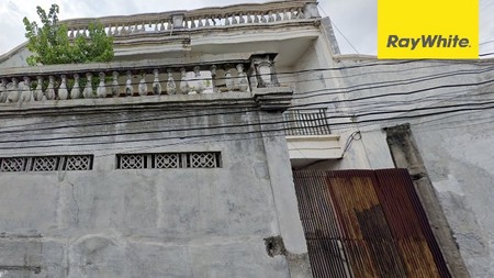 Dijual Rumah Pusat Kota di Jl Krakatau Petemon Surabaya