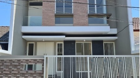 Dijual Rumah 2 lantai SHM di Nginden Intan Timur Surabaya