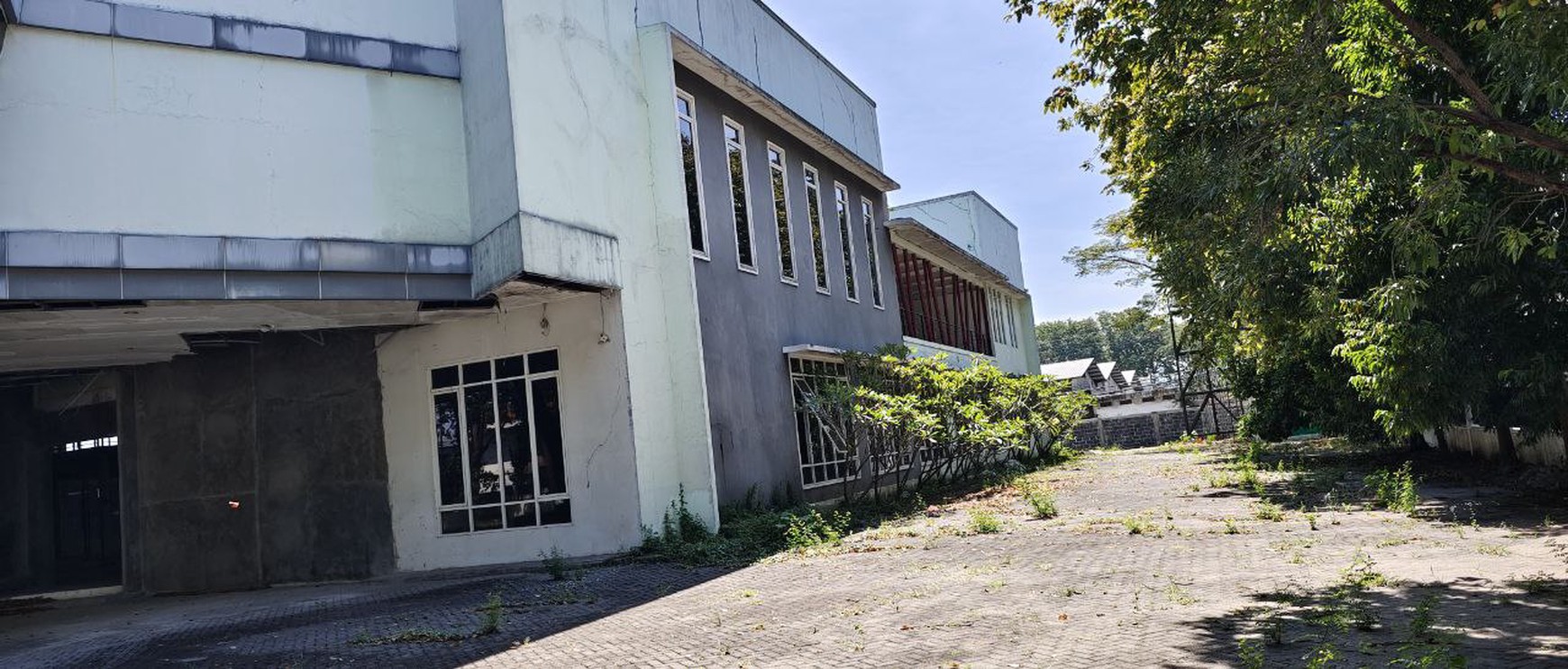 Sewa Gudang Siap Pakai dengan Lokasi Strategis Gudang Berbek Industri Waru, Sidoarjo Surabaya