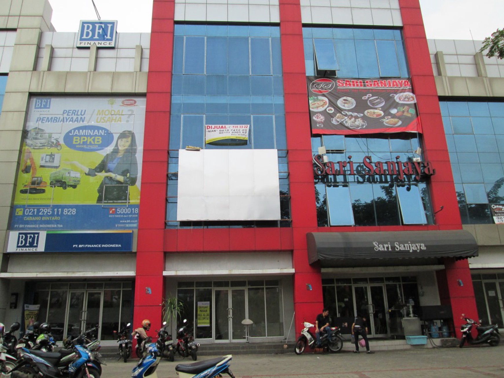 Disewakan Ruang Usaha (Ruko) di Kebayoran Arcade Bintaro Sektor 7