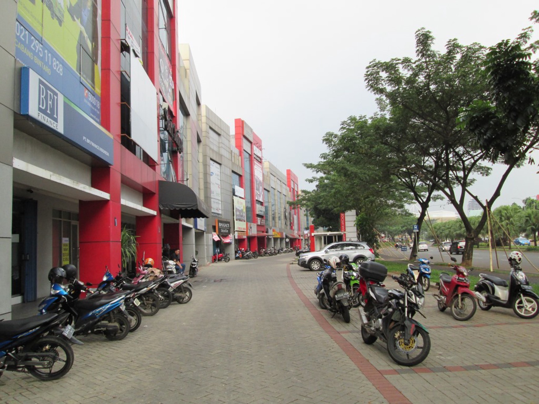 Disewakan Ruang Usaha (Ruko) di Kebayoran Arcade Bintaro Sektor 7