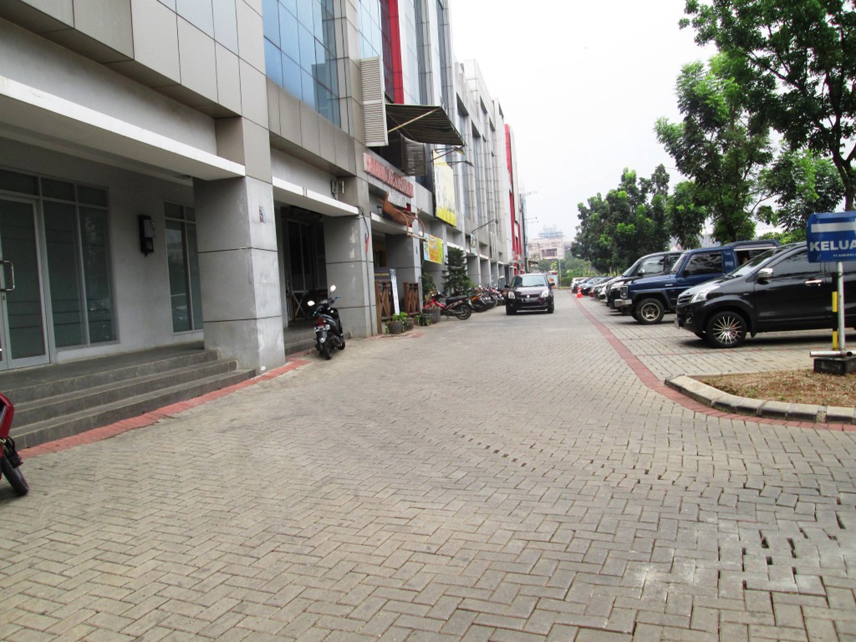 Disewakan Ruang Usaha (Ruko) di Kebayoran Arcade Bintaro Sektor 7