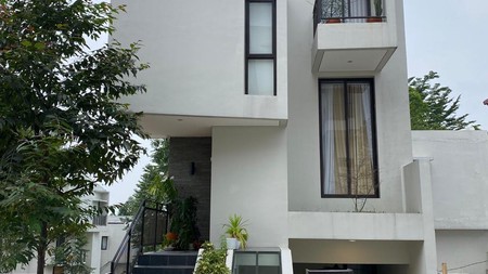 Rumah Bagus Di V Town House Bintaro Jaya Sektor 7