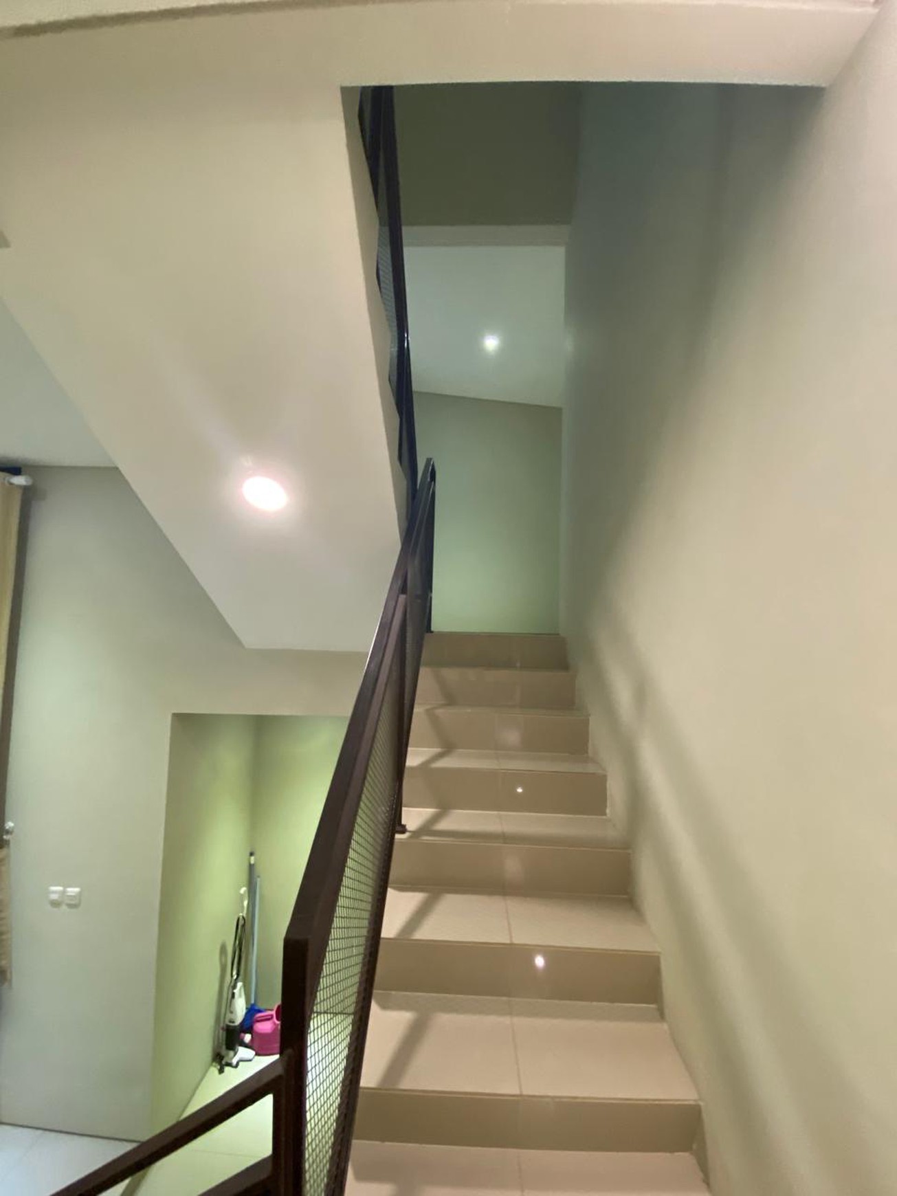 Rumah Bagus Di V Town House Bintaro Jaya Sektor 7