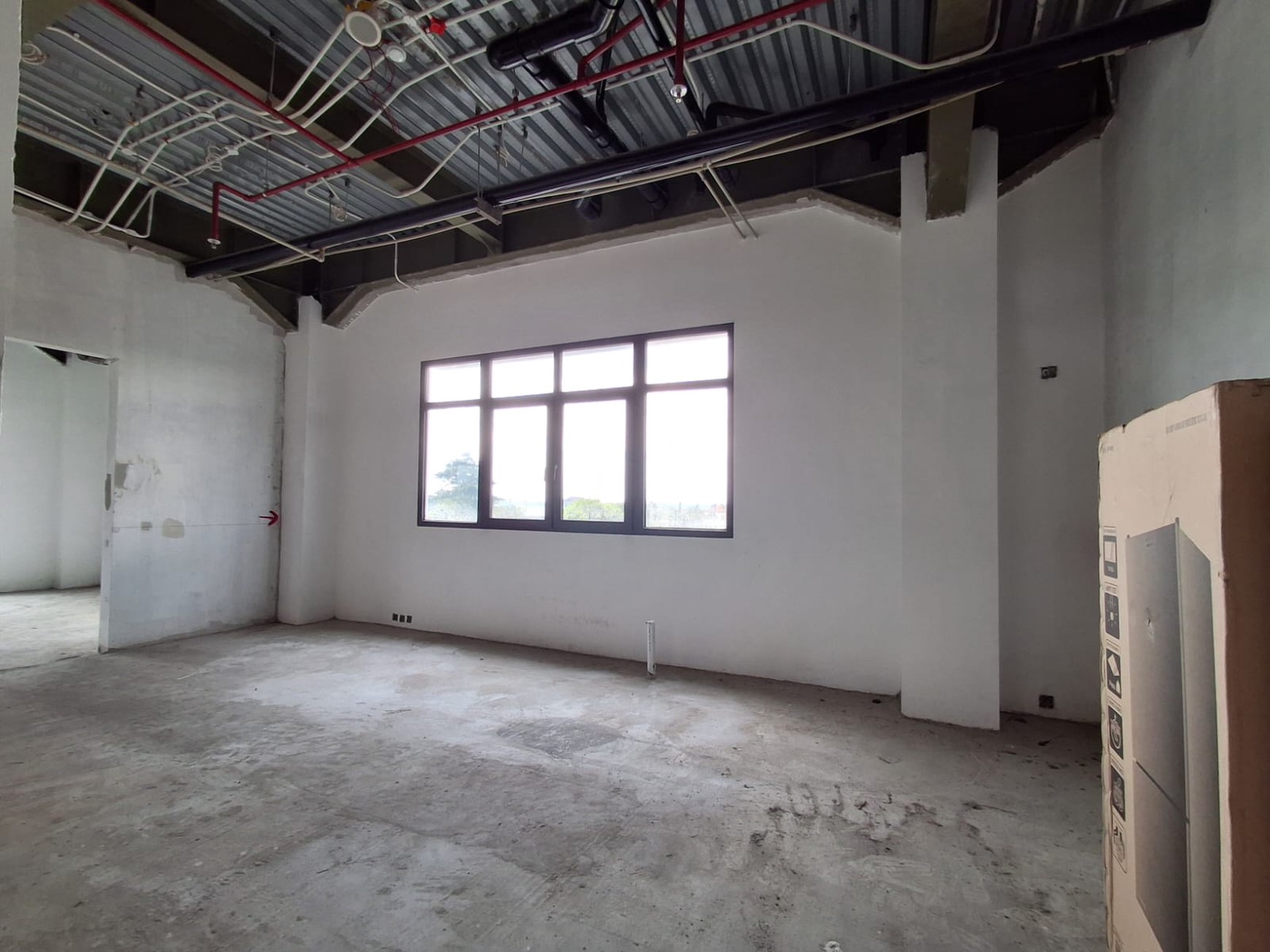 DIJUAL GEDUNG KANTOR 5 Lantai DI Lebak Bulus - Jakarta Selatan Kondisi Prima