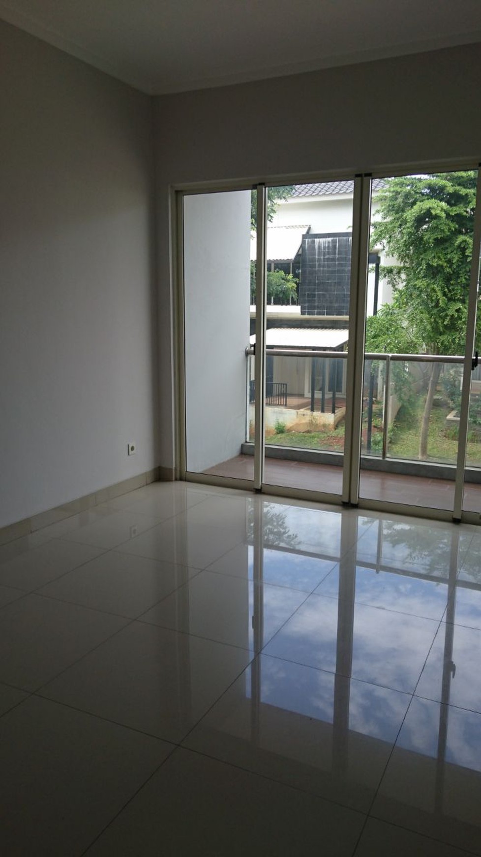 Rumah Bagus Di Kebayoran Garden Bintaro Jaya Sektor 7