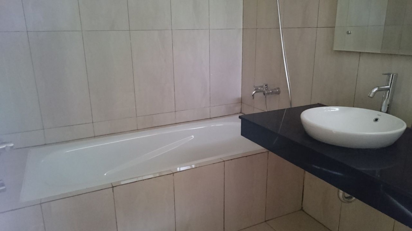 Rumah Bagus Di Kebayoran Garden Bintaro Jaya Sektor 7