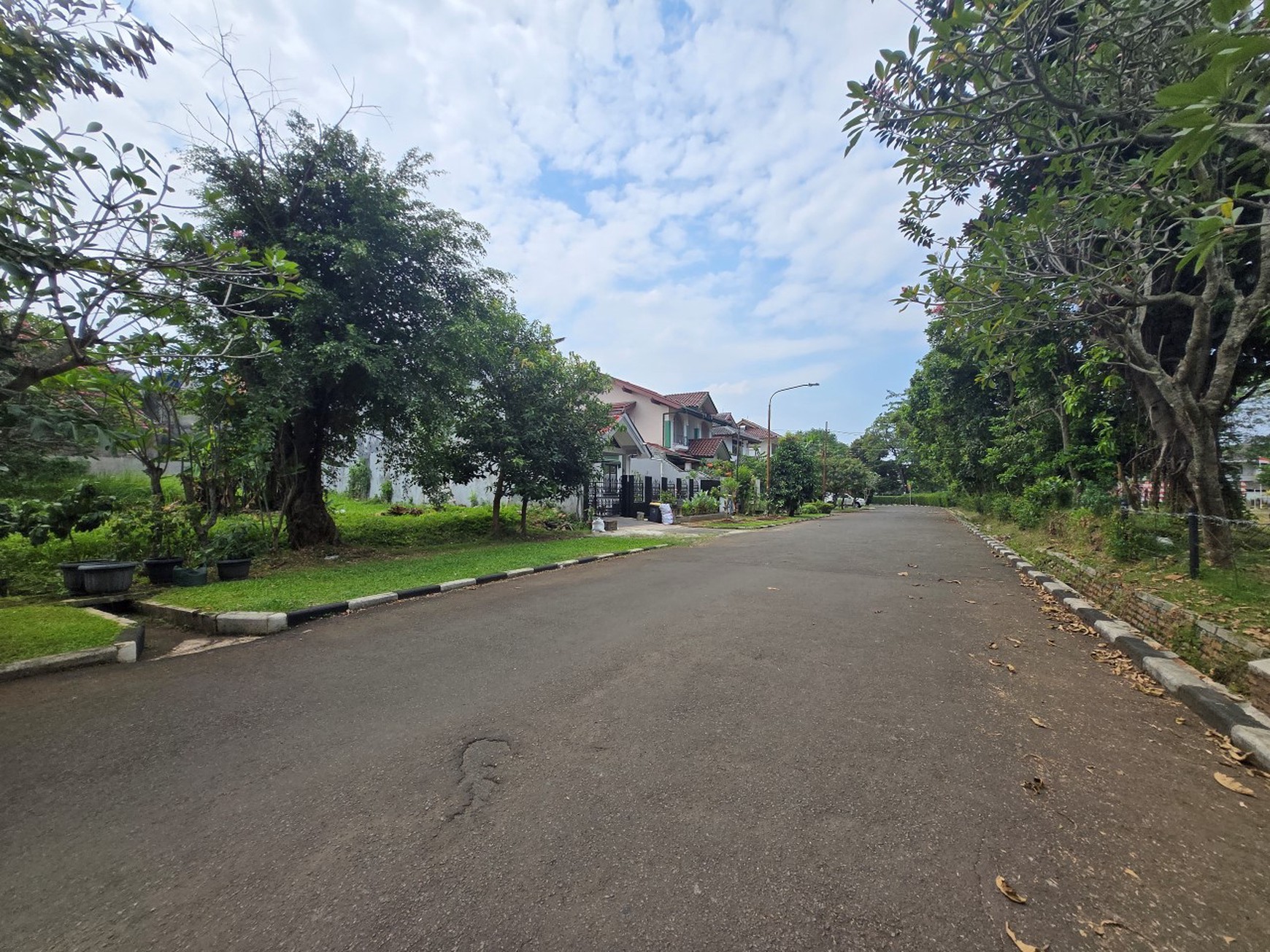 Kavling Cinere Mas, Kotak Jalan lebar, Cinere