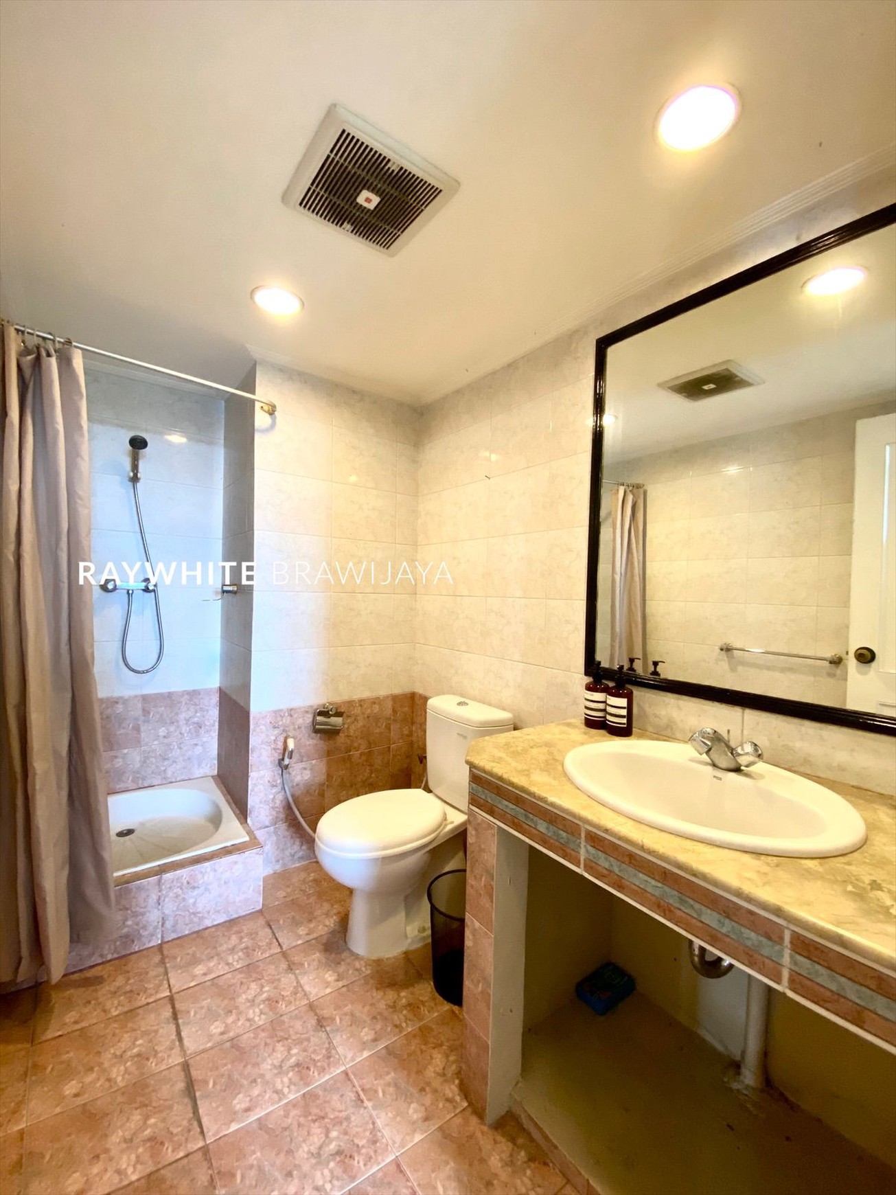 For Rent Apartment Brawijaya 2 BR Furnished