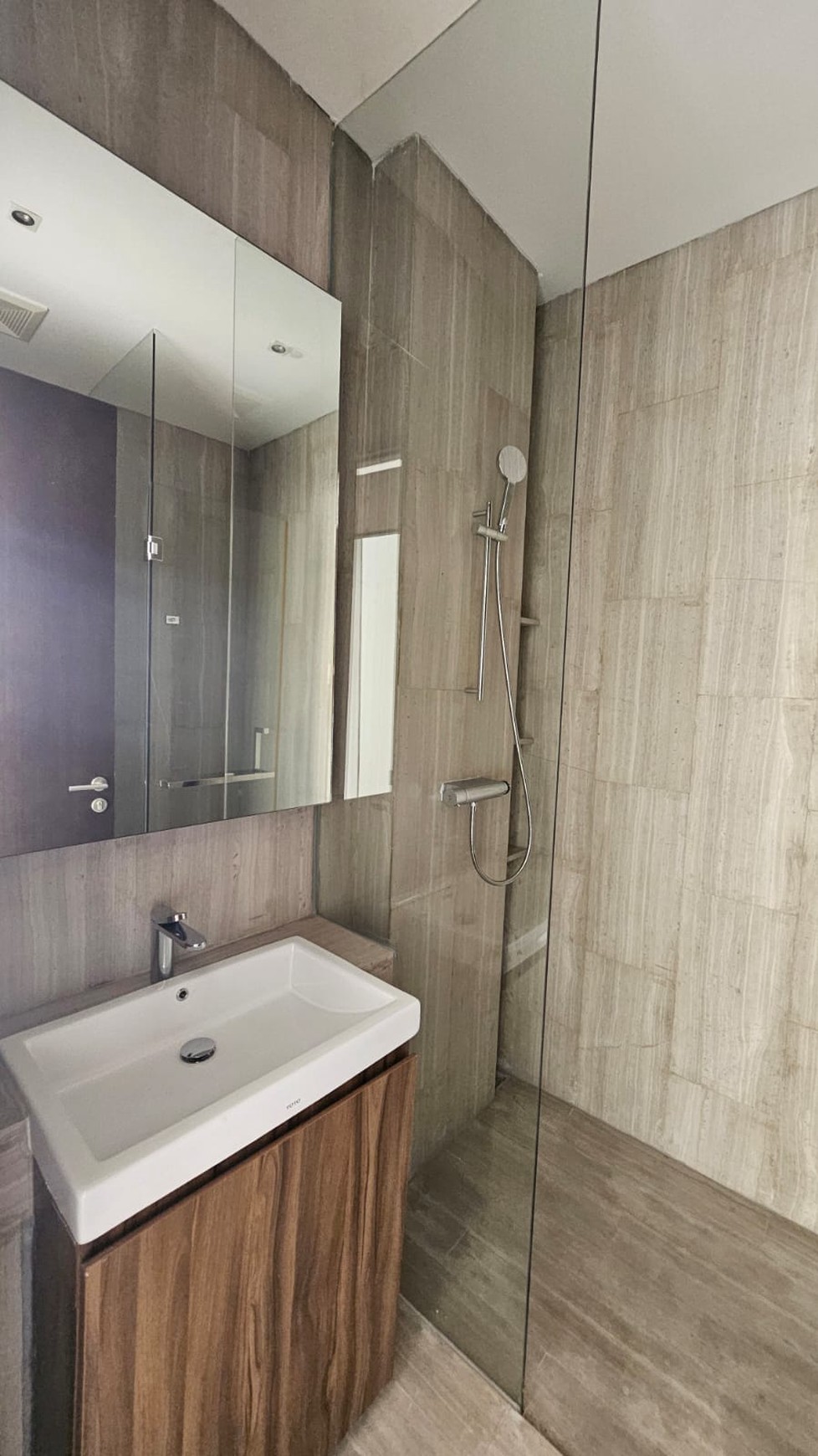 Apart Siap Huni Di Apart Senopati Suites Jakarta Selatan,