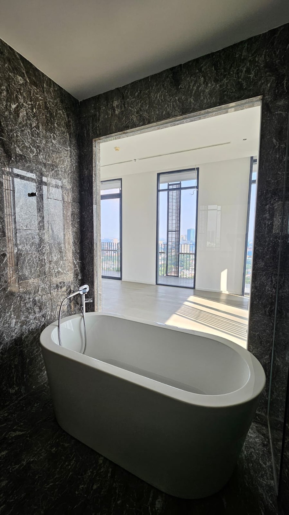Apart Siap Huni Di Apart Senopati Suites Jakarta Selatan,