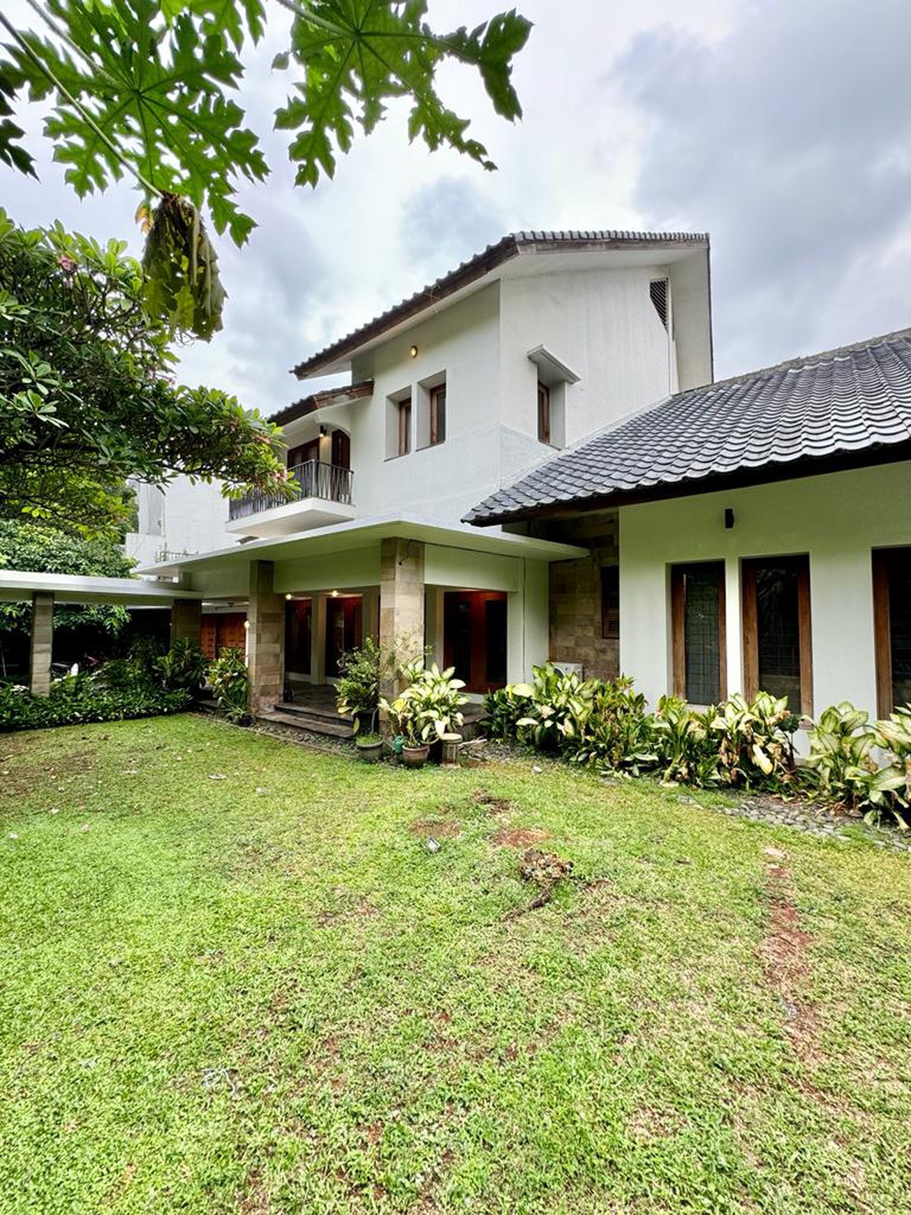 Rumah Bagus Di Jl Darmawangsa Kebayoran Baru Jakarta Selatan