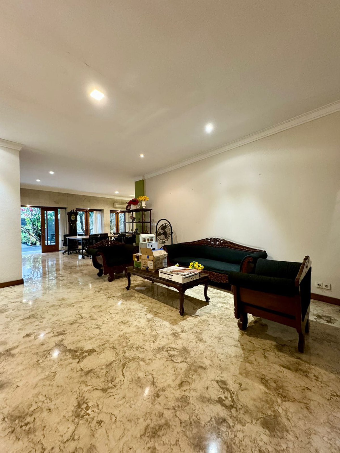 Rumah Bagus Di Jl Darmawangsa Kebayoran Baru Jakarta Selatan