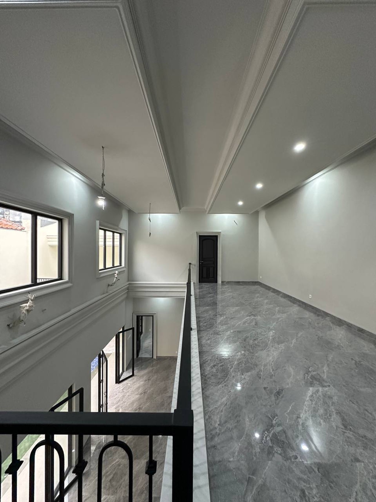 Rumah Kokoh 2 Lantai, Rapi Siap Huni di Kota Wisata Cibubur 