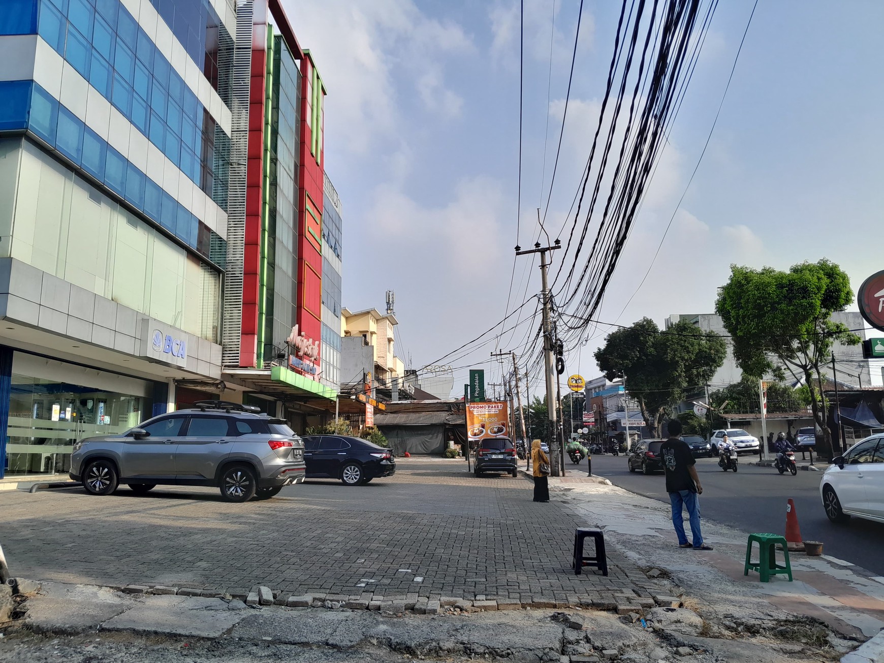 Ruko Siap Pakai Di Jl RC Veteran Bintaro Jakarta Selatan