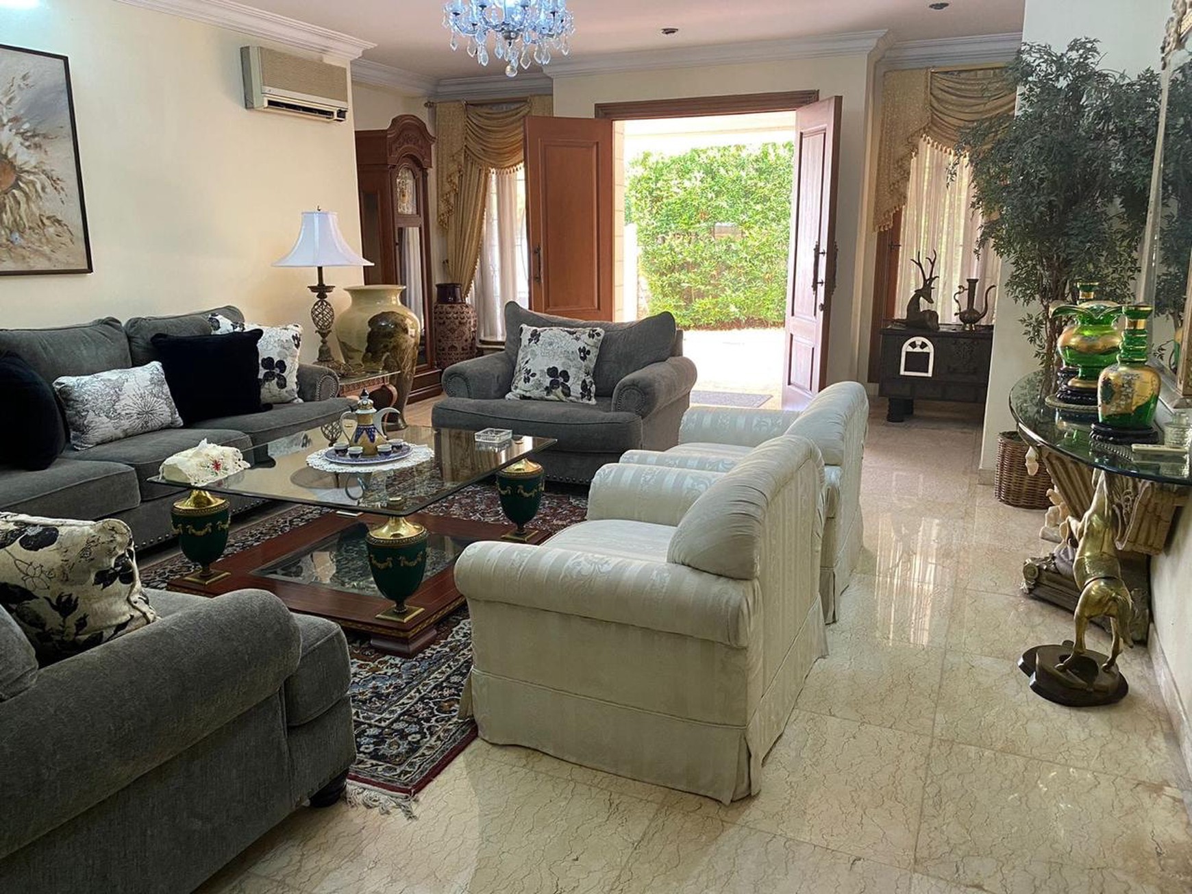 Rumah Bagus Di Bukit Hijau Pondok Indah Jakarta Selatan