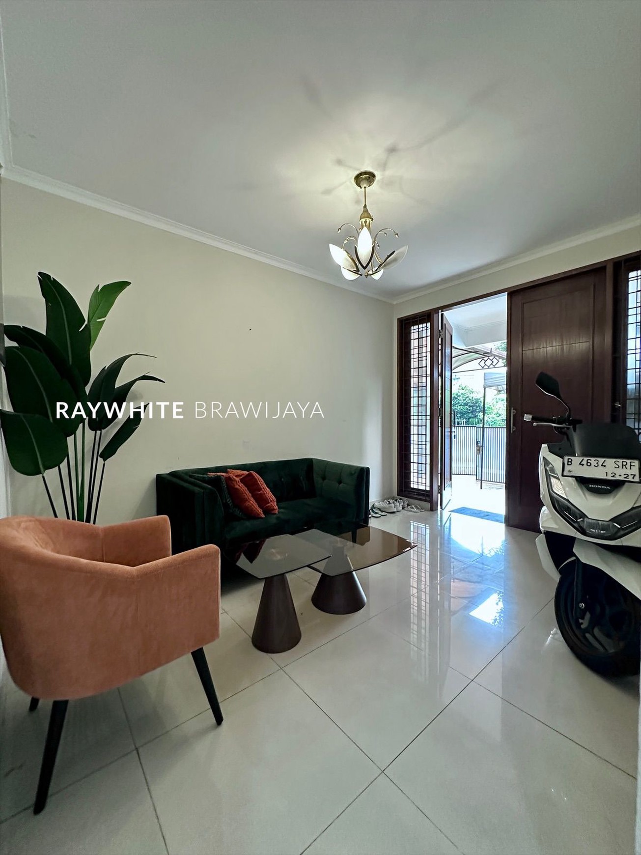 Rumah Siap Huni Dalam Kompleks Bona Indah