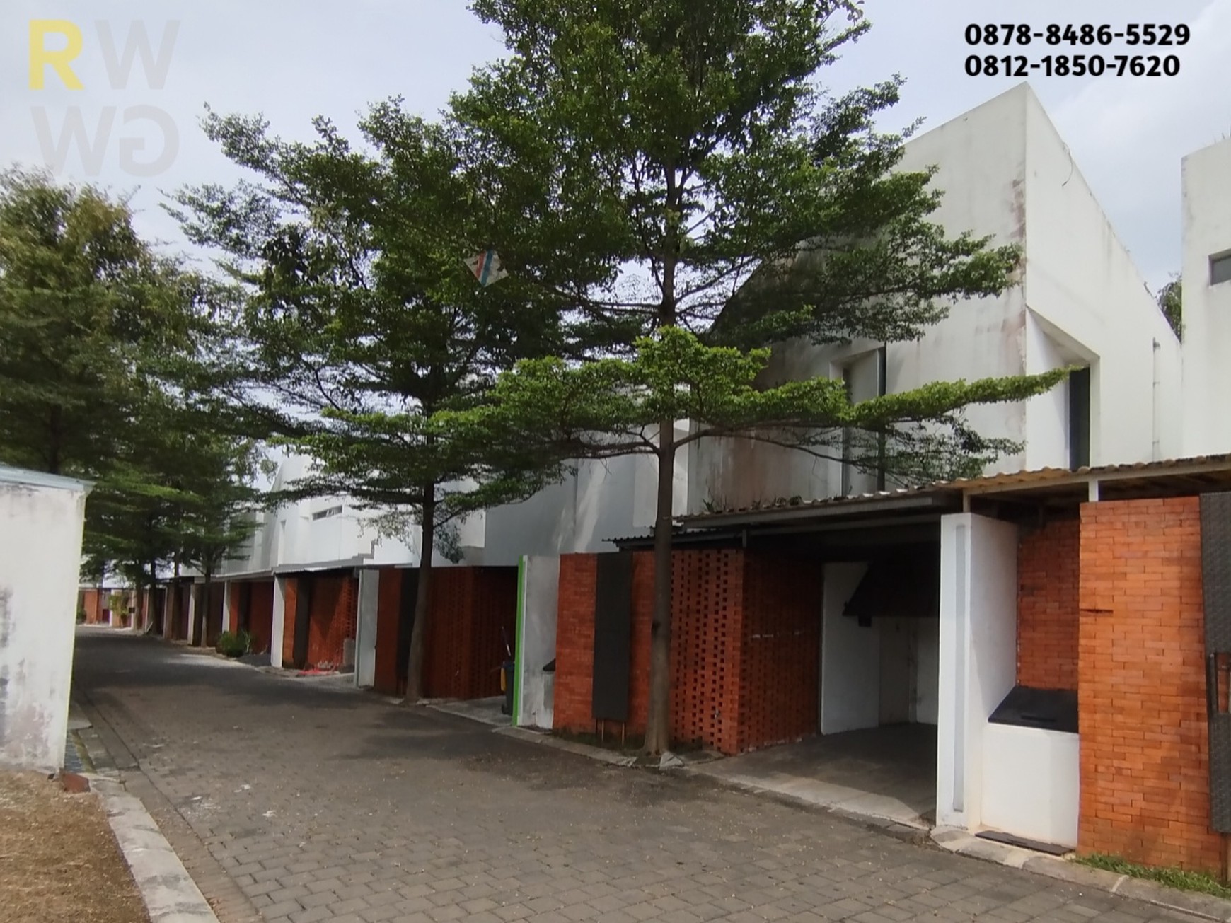 Di Jual Rumah di Vida Bekasi - Desain Andra Matin, 2 Lantai, Strategis & Eksklusif!
