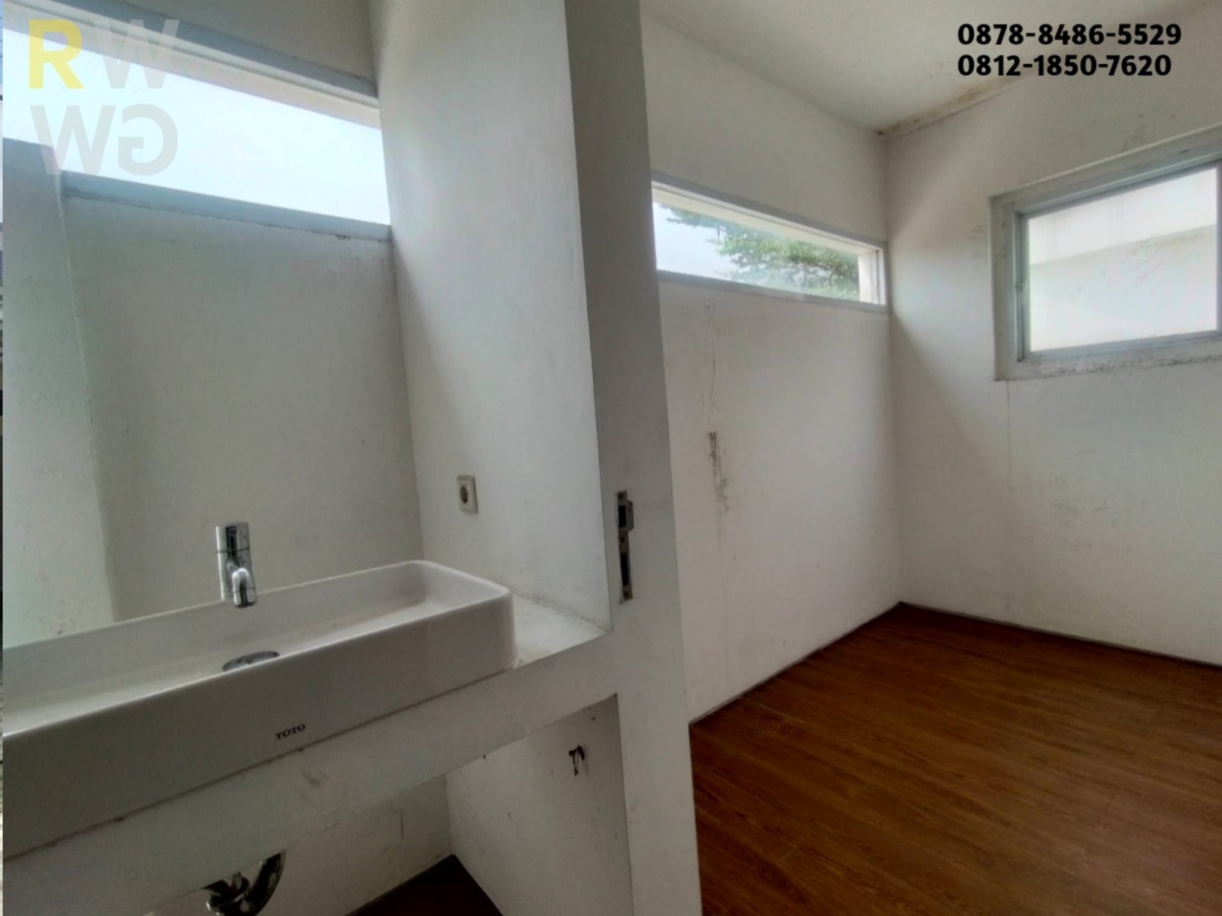 Di Jual Rumah di Vida Bekasi - Desain Andra Matin, 2 Lantai, Strategis & Eksklusif!
