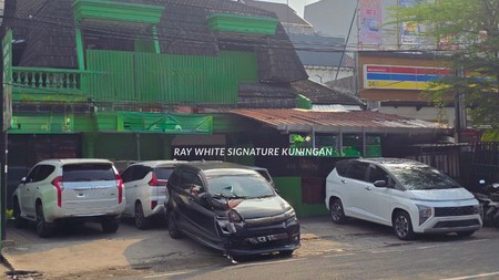 Disewakan Rumah Strategis di Bendungan Hilir - Cocok untuk Tempat Usaha