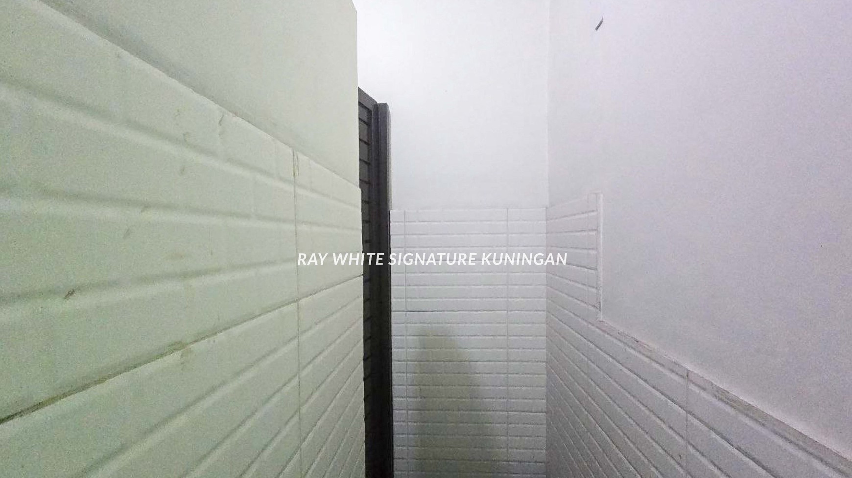 Disewakan Rumah Strategis di Bendungan Hilir - Cocok untuk Tempat Usaha