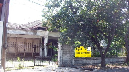 Rumah di Manyar Indah Surabaya Timur, Row Jalan Lebar bisa 3 mobil, SHM - TS -