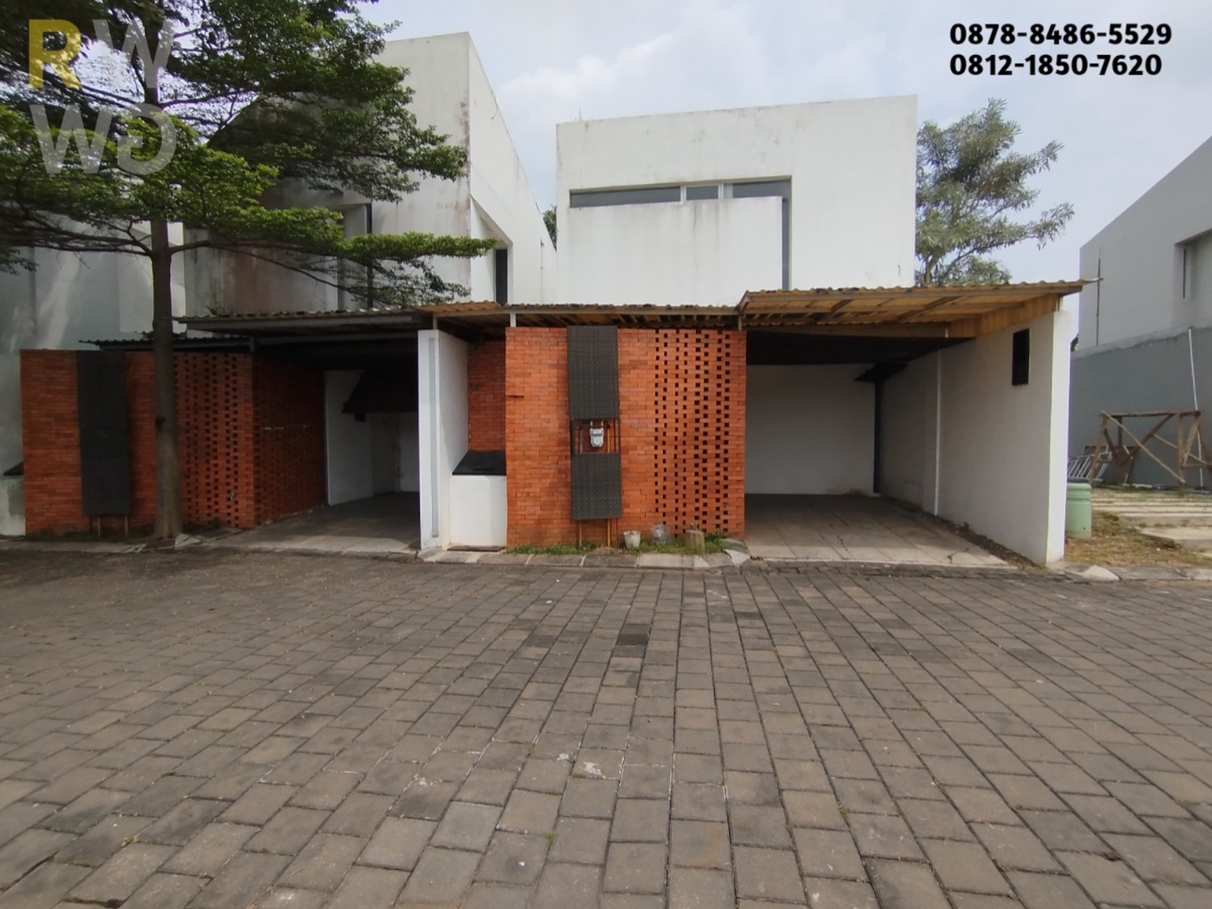 Vida Bekasi Di Jual Rumah  - Cluster Beranda Mas, 2 Lantai, Strategis & Eksklusif!
