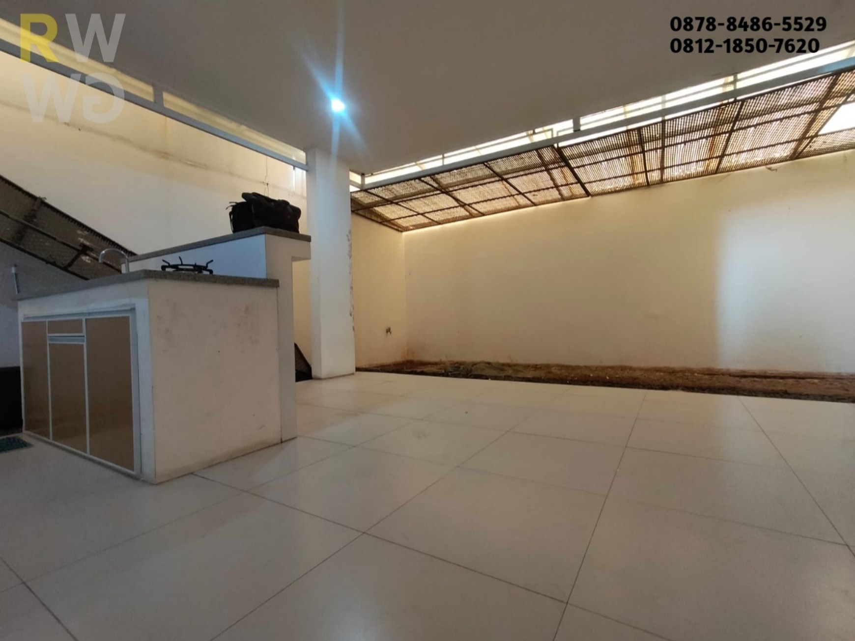 Vida Bekasi Di Jual Rumah  - Cluster Beranda Mas, 2 Lantai, Strategis & Eksklusif!
