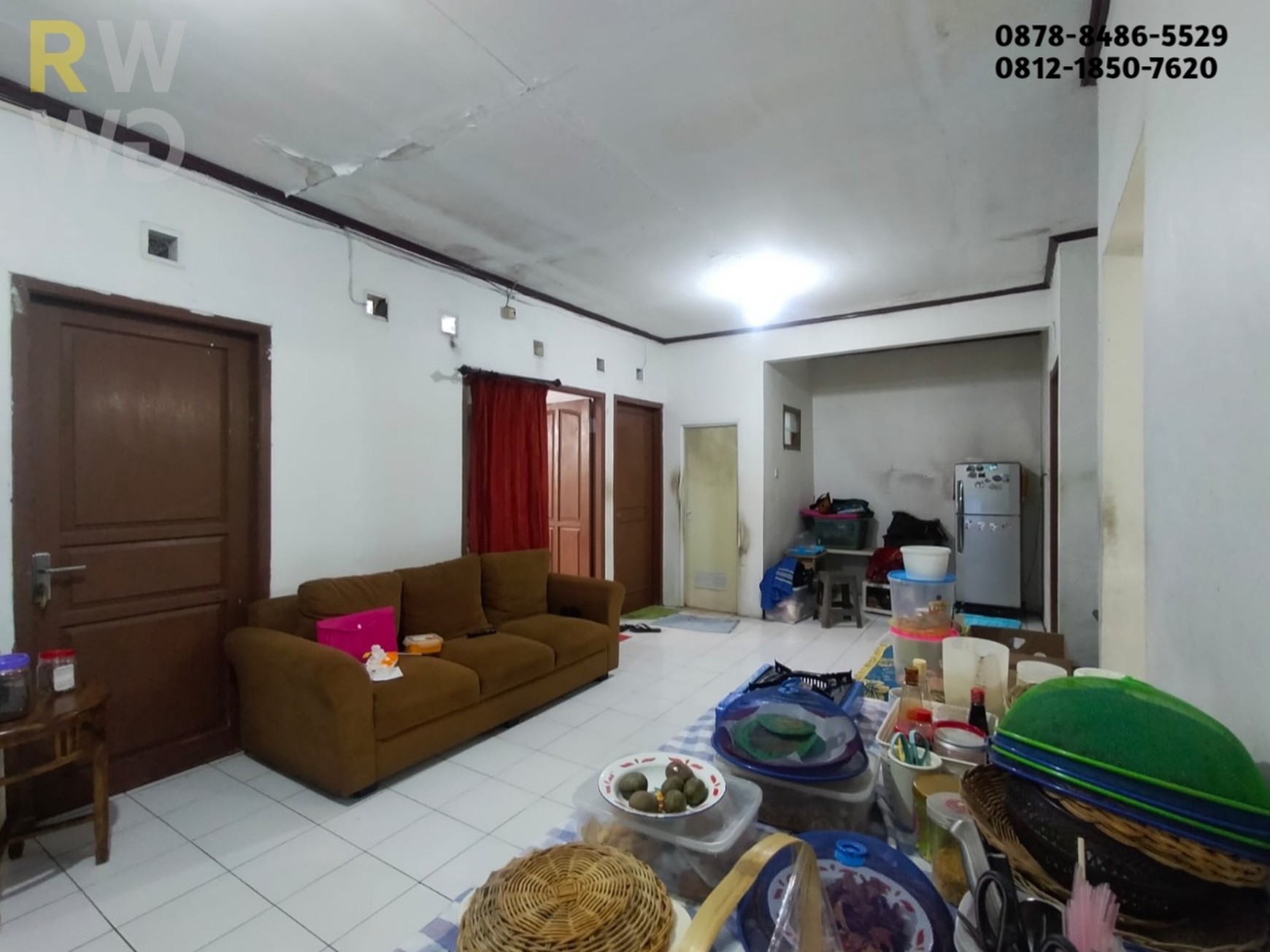  Di Jual Rumah di Dukuh Zamrud - Luas, Asri & Strategis, Cocok untuk Keluarga Besar!