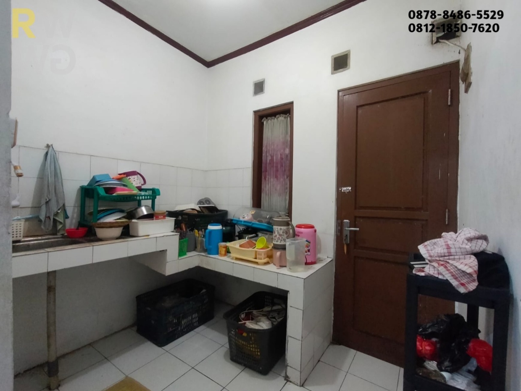  Di Jual Rumah di Dukuh Zamrud - Luas, Asri & Strategis, Cocok untuk Keluarga Besar!